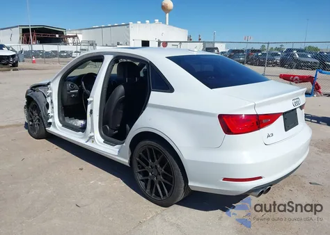 2015 Audi A3 1.8T Premium z USA, uszkodzony, nr VIN WAUACGFF3F1085030